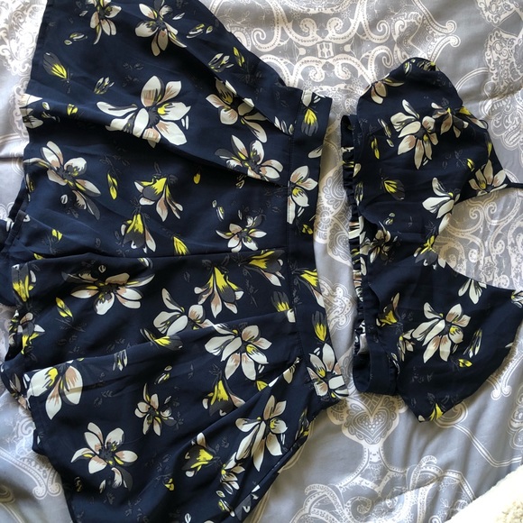 Floral Bra Top & Shorts Set - Picture 5 of 5